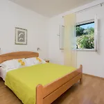 Apartment Stipe Plazibat Hvar Town