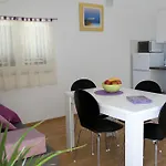 Stipe Plazibat Apartment *