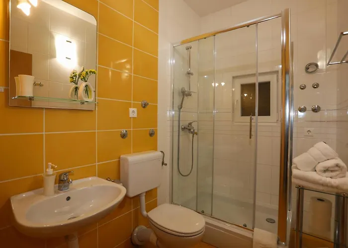 Stipe Plazibat Appartement *