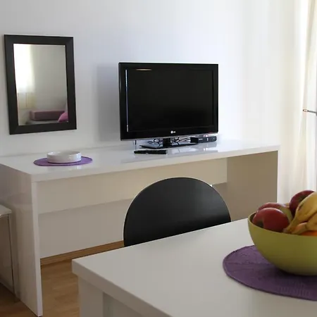 Stipe Plazibat Apartment