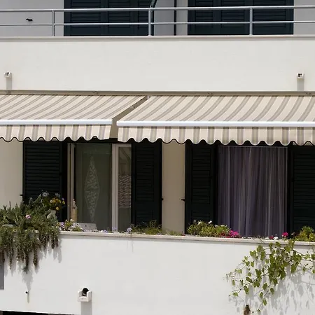 Stipe Plazibat Apartment *